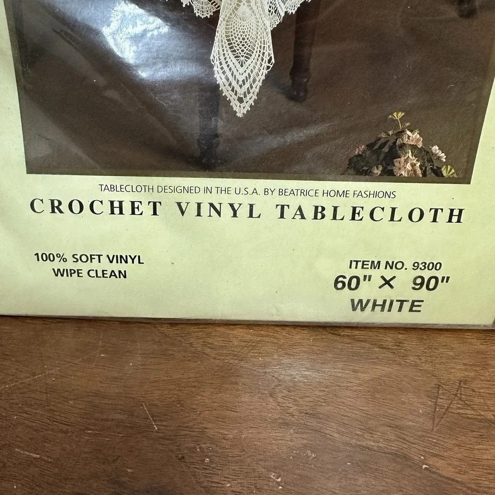 Vintage Crochet Vinyl Tablecloth 60 x 90 White Soft Wipe Clean NEW NOS